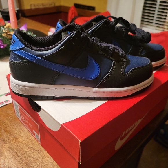 Nike dunks lows - Picture 1 of 2